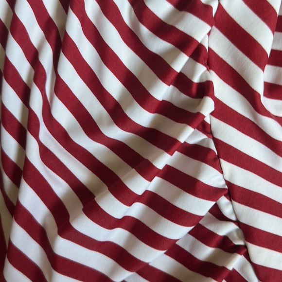 LB Cacique Swimsuit Top - Picture 4 of 4